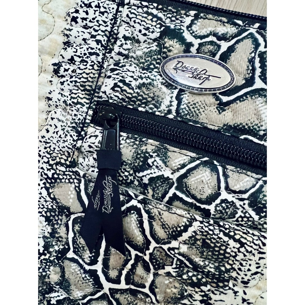 NWOT Donna Sharp Kentucky Quilted Gray White Snakeskin Print Crossbody Bag - Picture 2 of 5
